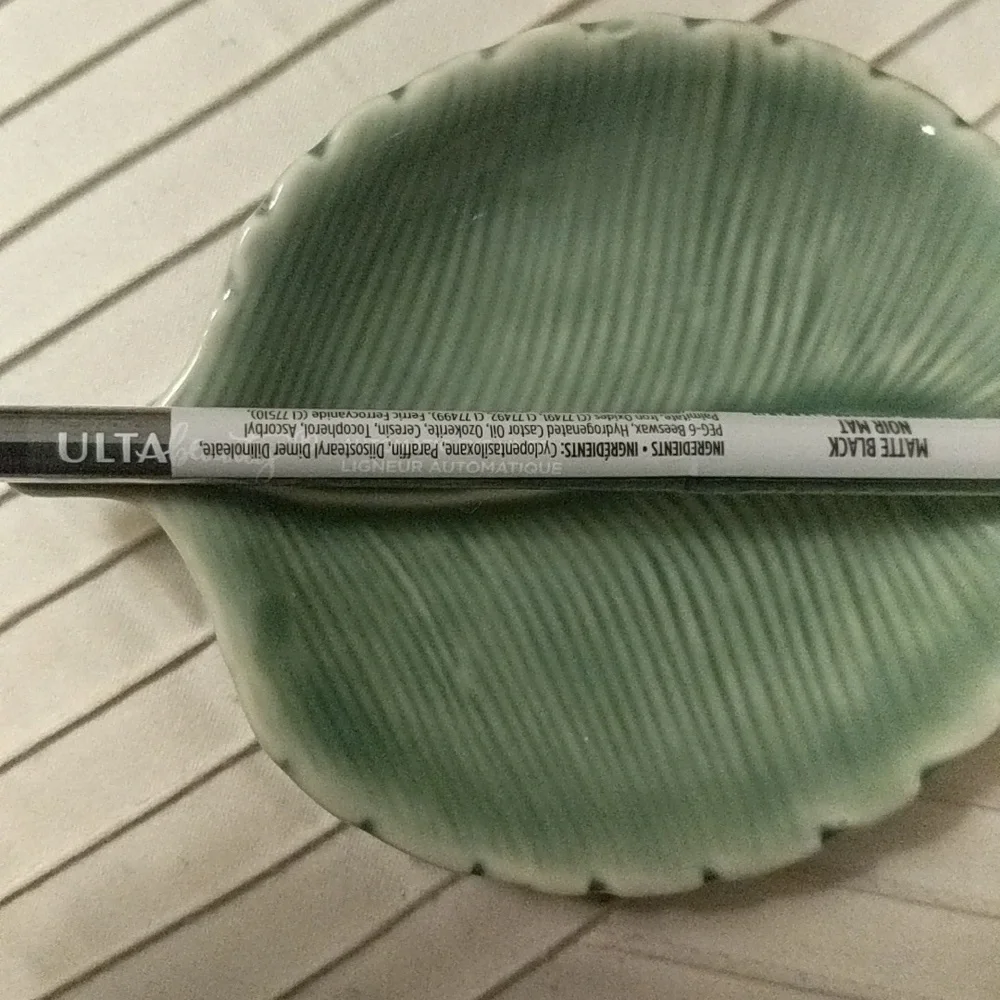 NWT Eyeliner